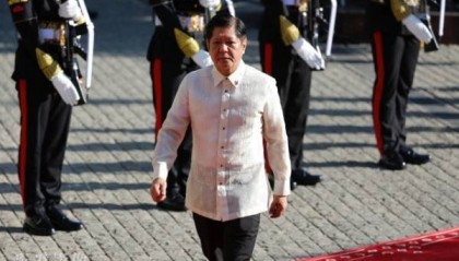 菲律宾总统马科斯声称俄罗斯潜艇“侵入菲律宾领海基线”，“非常令人担忧”