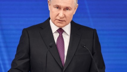 中俄关系一夜大变？普京没找中国，喊话要去印度：与莫迪关系密切！