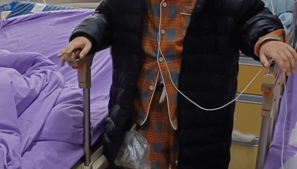 玩耍被撞后10岁男孩被诊断有肿瘤,多器官切除 当地卫健局:医院存在问题,已立案