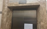 昆明一电梯冲顶致业主身亡调查报告：维保造假，建议追责三家公司15人