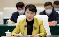 正部级美女大员被查！千万华服堆满多套住宅，化妆团队提前数小时待命~