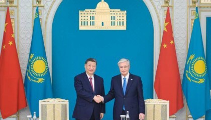 习近平同哈萨克斯坦总统托卡耶夫会谈