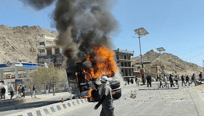 中印争议地区突发动乱,声势浩大引发震动,莫迪政府紧急下令镇压