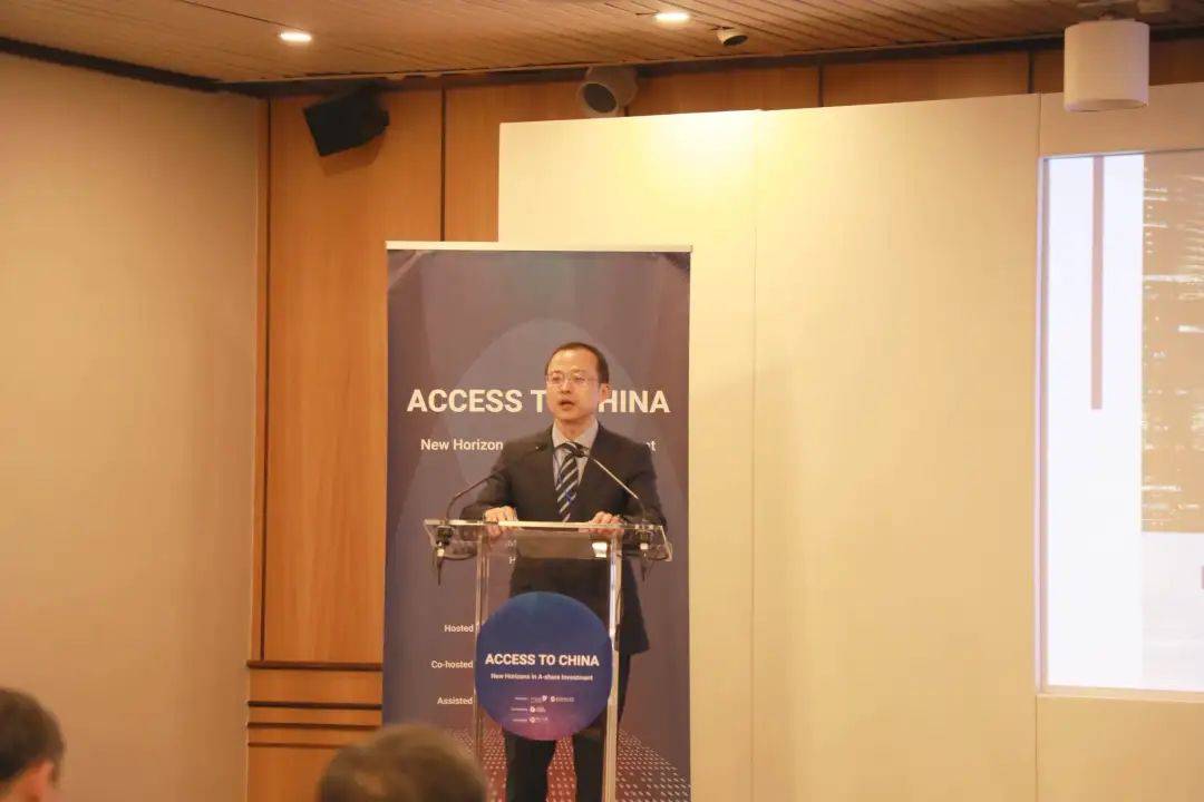 “投资中国新视野”路演活动在法国巴黎成功举办深沪交易所携手向境外投资者推介中国资本市场