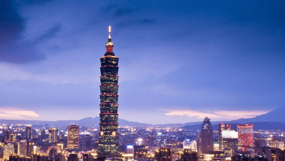 赖清德再次叫嚣大陆，上千台军发现不对，宁愿赔钱也要赶紧跑路！