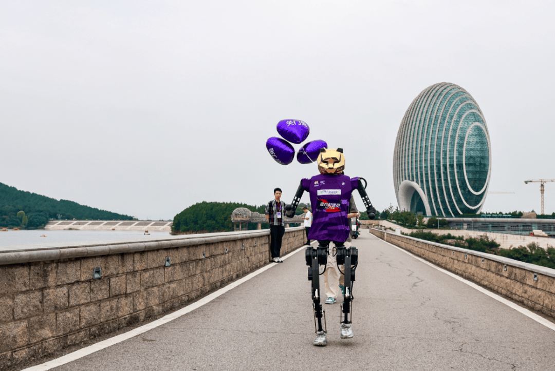 新一轮北京机动车尾号限行轮换即将开始;北京8条公交线路拟调整丨朝闻北京