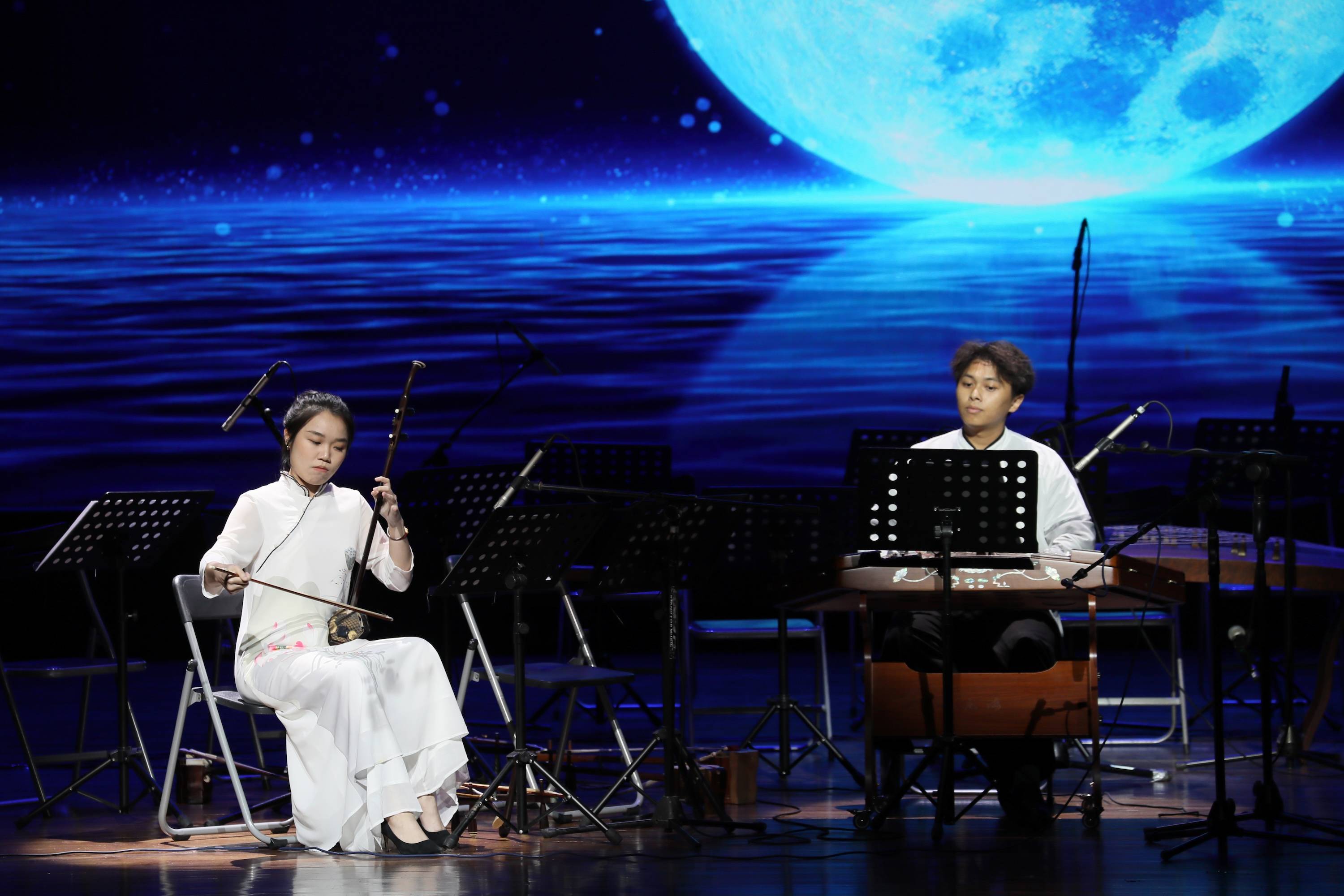 一幅声色相融的国乐长卷！深圳戏院民族乐团奏响中秋专场